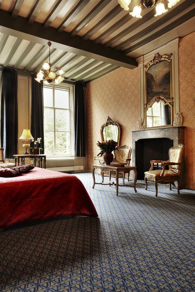 Hotel Aan De Dam 3*