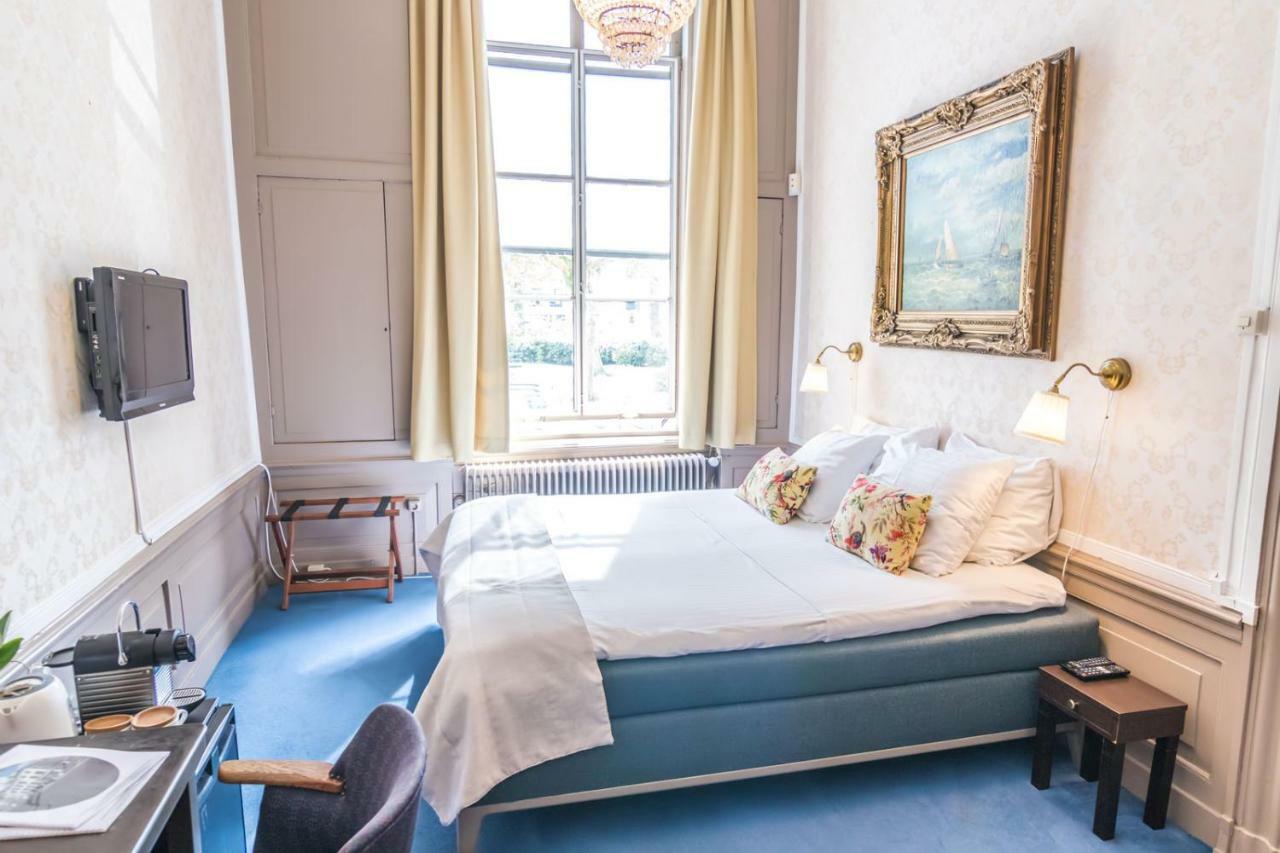 Aan De Dam Hotel