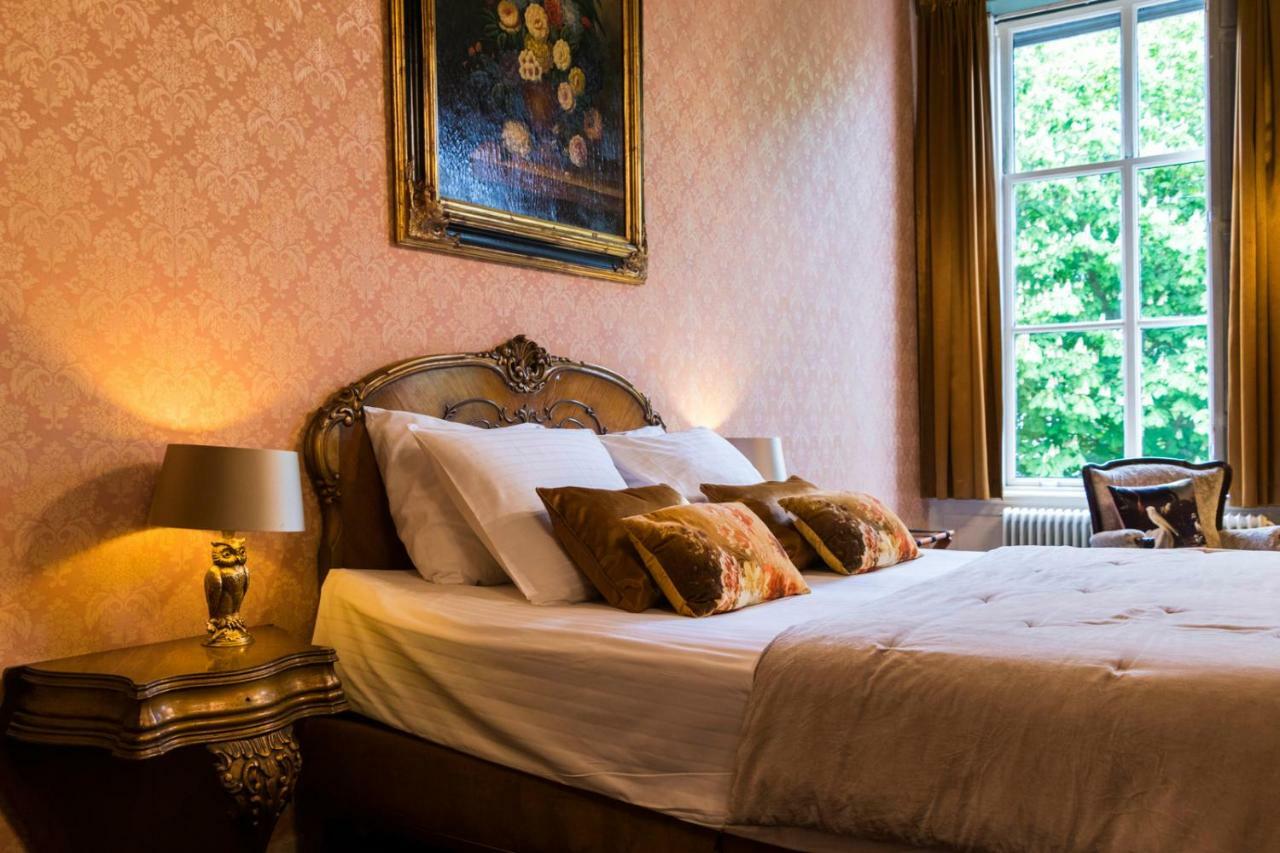 Aan De Dam Hotel