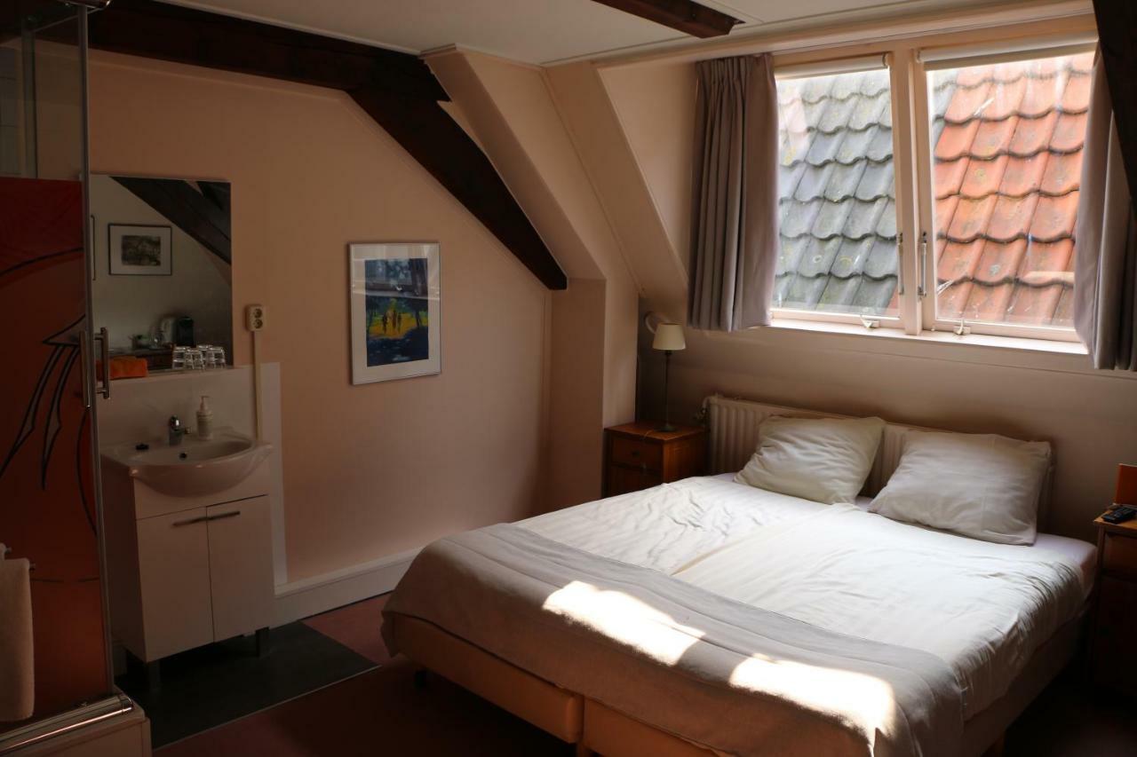 Aan De Dam Hotel